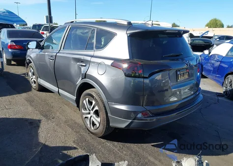 2016 Toyota Rav4 Le z USA, uszkodzony, nr VIN 2T3ZFREV3GW276712